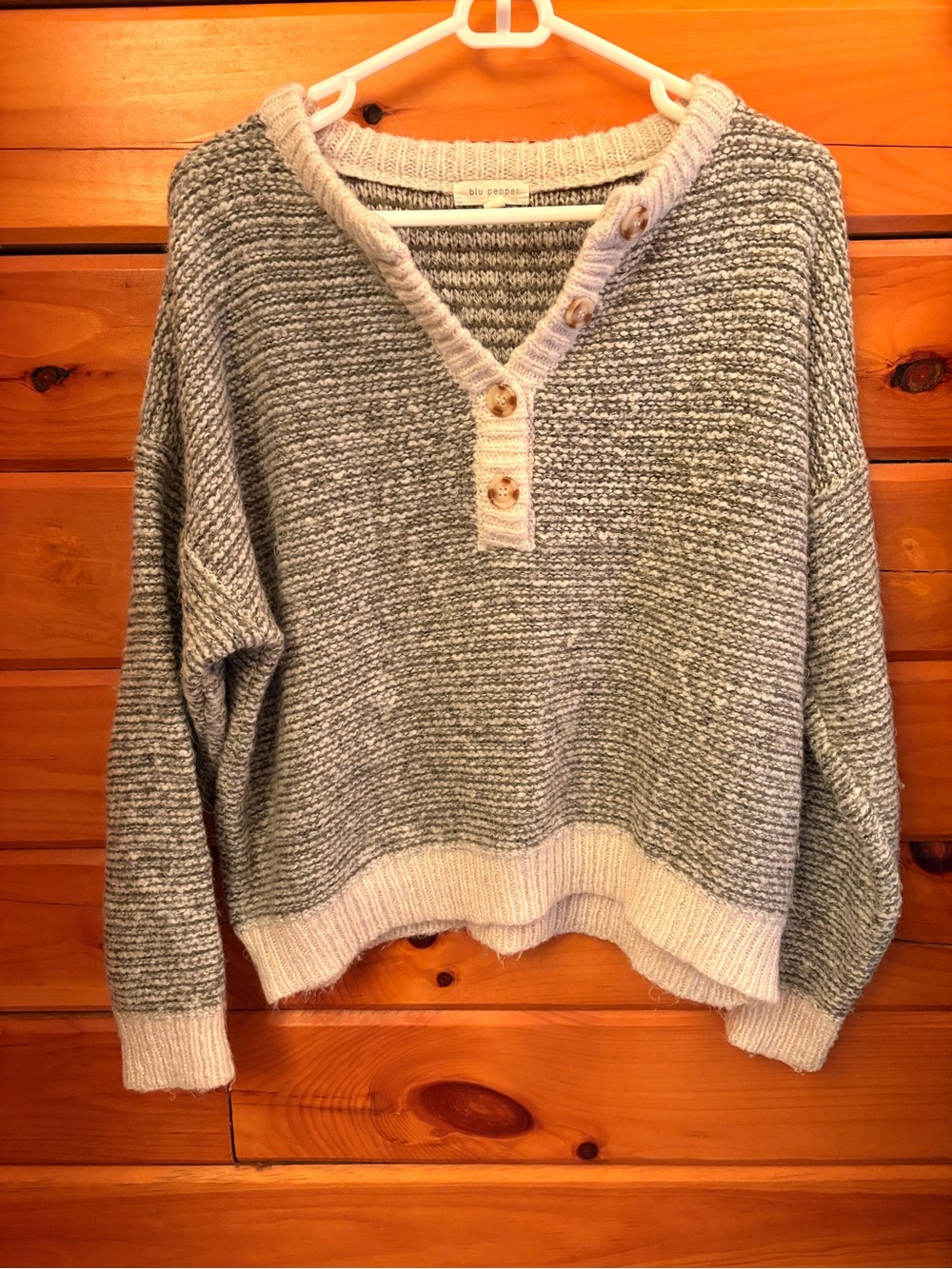 Blu Pepper Green & Cream Button-Front Knit Sweater